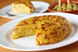 Maak binnen korte tijd een heerlijke Spaanse tortilla