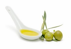 Finca La Pontezuela en 5 Elementos aceite de oliva zijn een uitstekende Spaanse olijfolie en dat proef je meteen aan de pure smaak